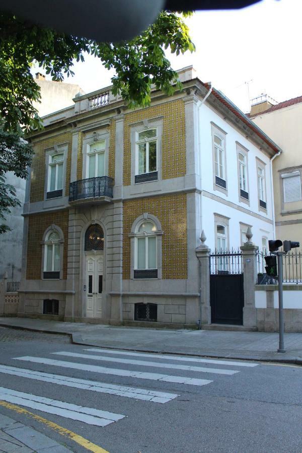 Istudios Belas Arts Porto Buitenkant foto